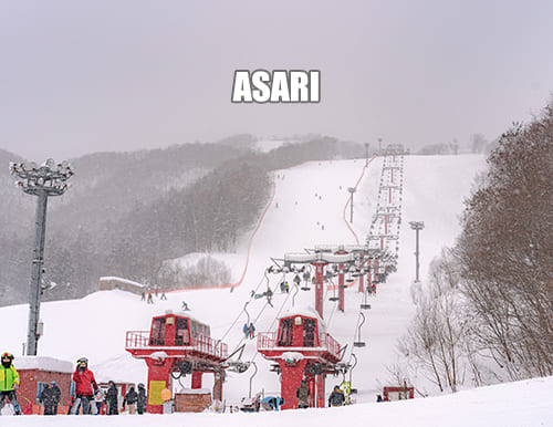 朝里川温泉スキー場｜新年あけましておめでとうございます。2022年最初のレポートは、新春寒波のおかげで大雪＆猛吹雪！