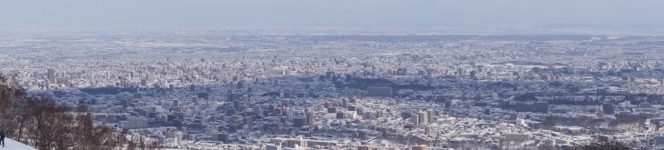 札幌藻岩山 雪面やわらか、スキー日和♪