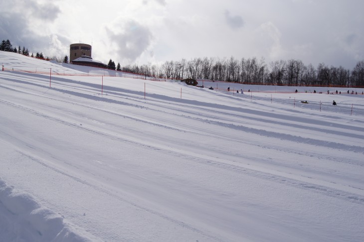 滝野すずらん丘陵公園 はじめての雪遊びに最適