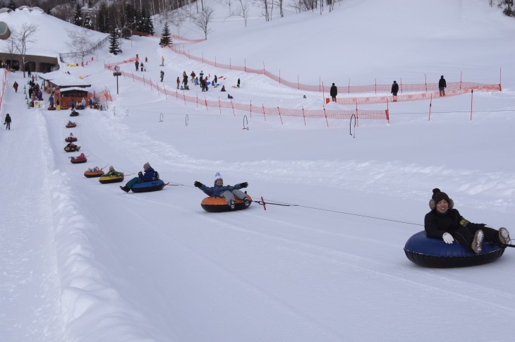 滝野すずらん丘陵公園 はじめての雪遊びに最適