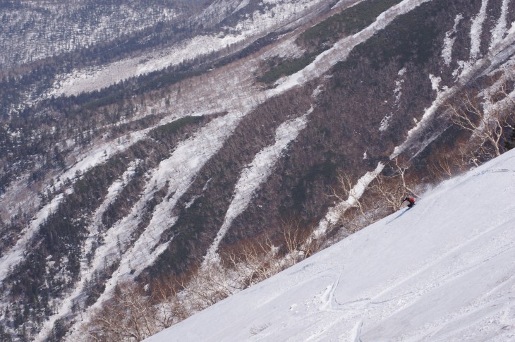 層雲峡黒岳ロープウェイスキー場 『なっきー』に見送られ山頂へ