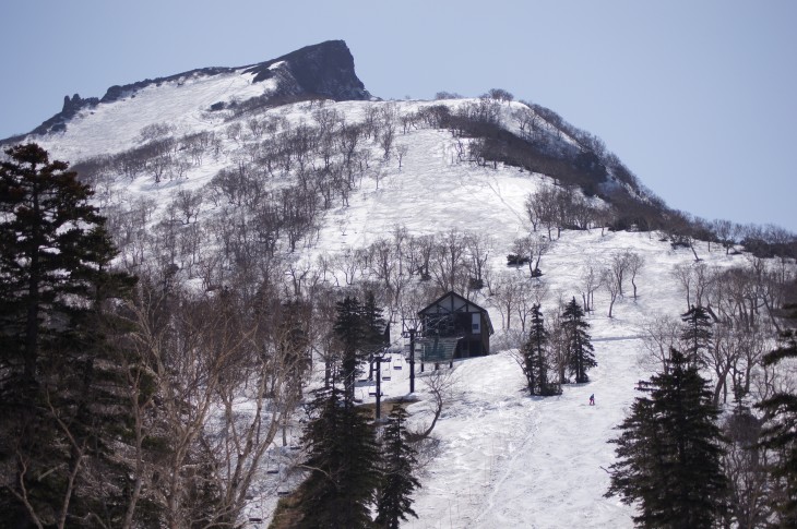 層雲峡黒岳ロープウェイスキー場 『なっきー』に見送られ山頂へ