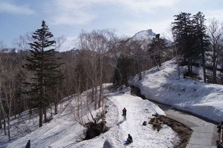 層雲峡黒岳ロープウェイスキー場 『なっきー』に見送られ山頂へ