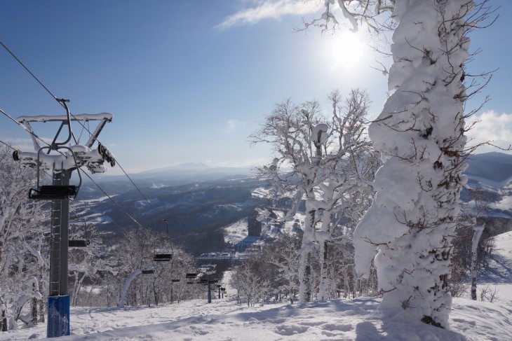 ルスツリゾート 青空＋粉雪＝最高のコンディション！