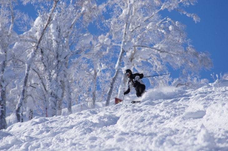 ルスツリゾート 青空＋粉雪＝最高のコンディション！