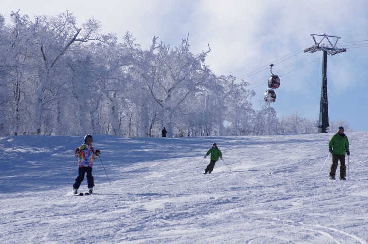 ルスツリゾート 青空＋粉雪＝最高のコンディション！