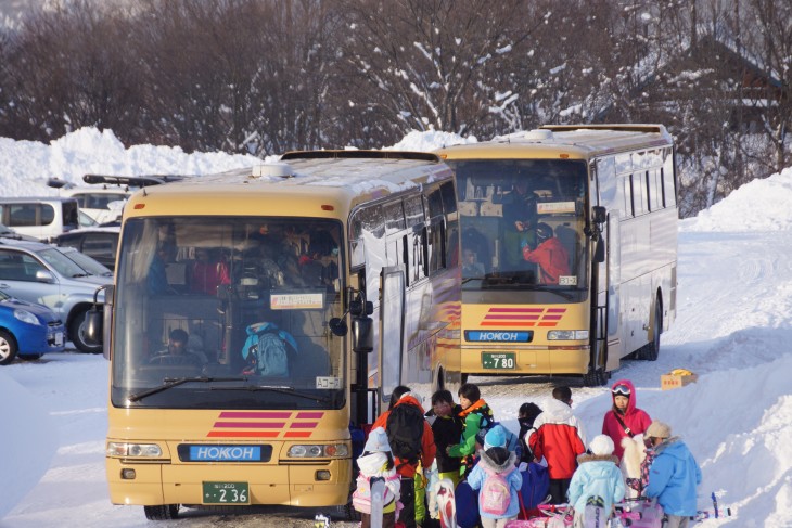 カムイスキーリンクス 青と白。「雪の教室」＆パウダー！