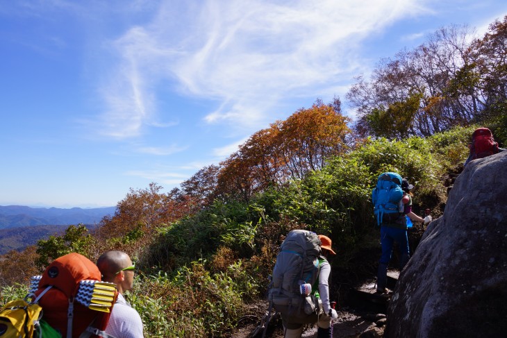 層雲峡黒岳ロープウェイ 紅の実が彩る晩秋の黒岳を登る！