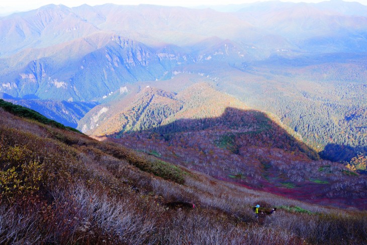 層雲峡黒岳ロープウェイ 紅の実が彩る晩秋の黒岳を登る！