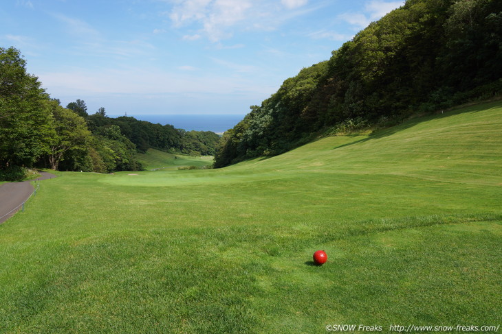 ｢雪育｣チャリティーゴルフコンペ兼井山敬介全日本スキー技術選手権大会優勝記念ゴルフコンペ