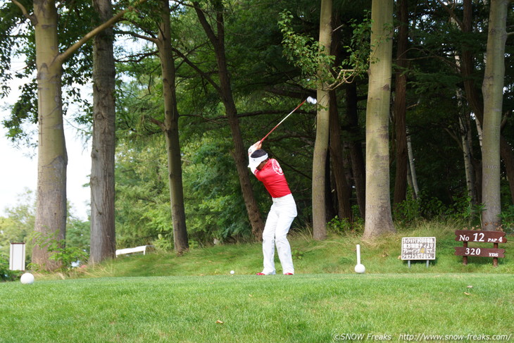 ｢雪育｣チャリティーゴルフコンペ兼井山敬介全日本スキー技術選手権大会優勝記念ゴルフコンペ