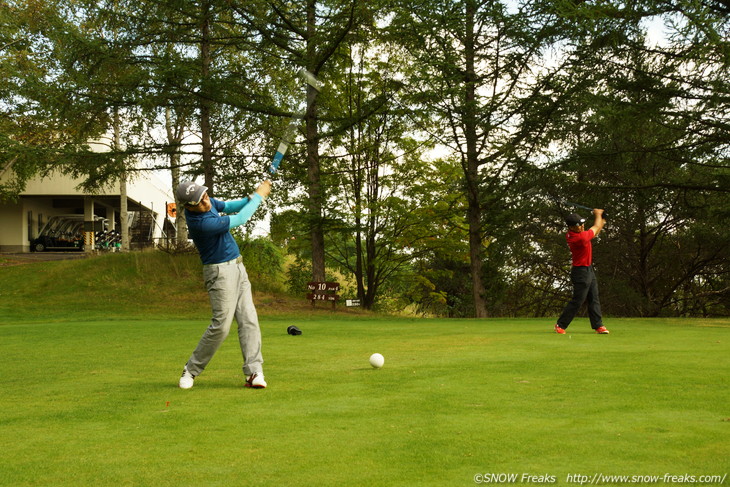 ｢雪育｣チャリティーゴルフコンペ兼井山敬介全日本スキー技術選手権大会優勝記念ゴルフコンペ