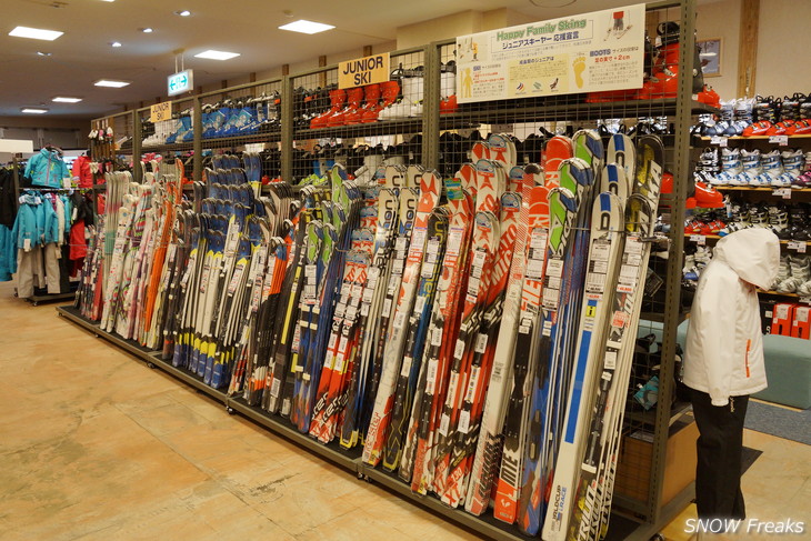 ICI石井スポーツ宮の沢店オープニングイベント 松澤寿さん「スキーが上手くなるセミナー」開催。