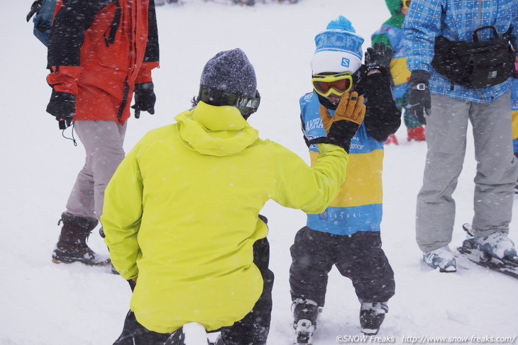 NPO Skiers help foundation Presents 佐々木明さんらトップスキーヤー達と『雪育遠足』in 朝里川温泉スキー場