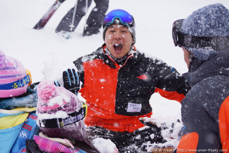 NPO Skiers help foundation Presents 佐々木明さんらトップスキーヤー達と『雪育遠足』in 朝里川温泉スキー場