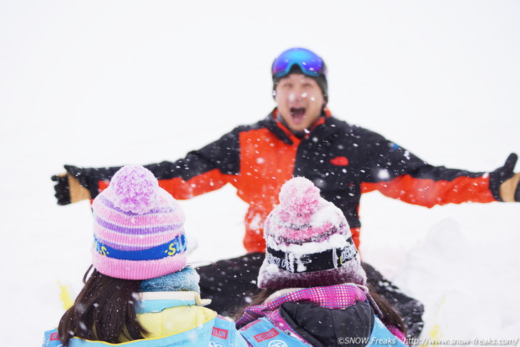 NPO Skiers help foundation Presents 佐々木明さんらトップスキーヤー達と『雪育遠足』in 朝里川温泉スキー場