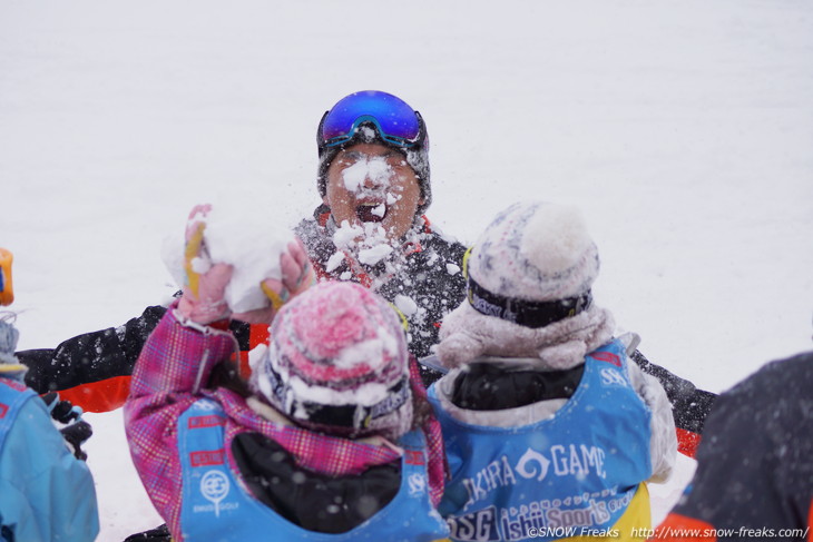 NPO Skiers help foundation Presents 佐々木明さんらトップスキーヤー達と『雪育遠足』in 朝里川温泉スキー場