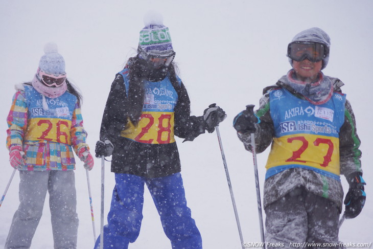 NPO Skiers help foundation Presents 佐々木明さんらトップスキーヤー達と『雪育遠足』in 朝里川温泉スキー場