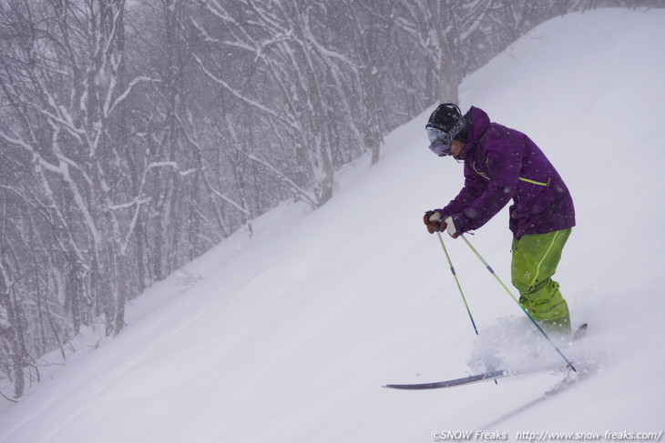 NPO Skiers help foundation Presents 佐々木明さんらトップスキーヤー達と『雪育遠足』in 朝里川温泉スキー場