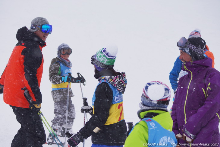 NPO Skiers help foundation Presents 佐々木明さんらトップスキーヤー達と『雪育遠足』in 朝里川温泉スキー場