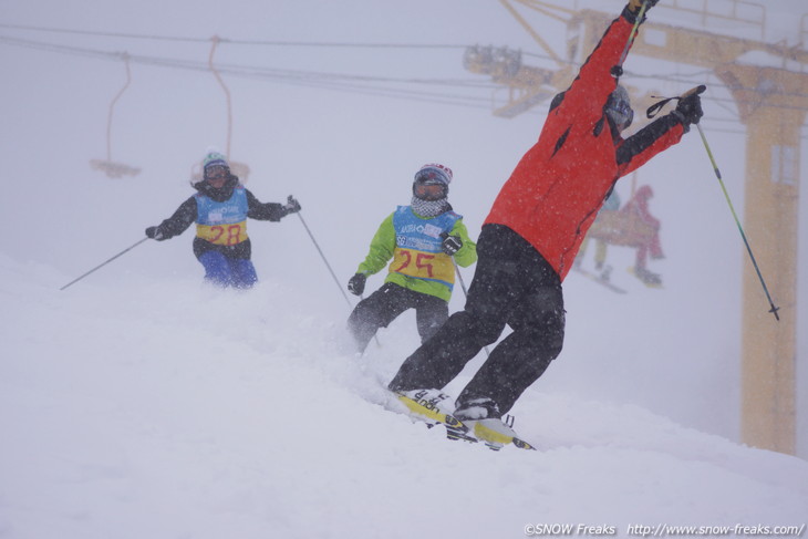 NPO Skiers help foundation Presents 佐々木明さんらトップスキーヤー達と『雪育遠足』in 朝里川温泉スキー場