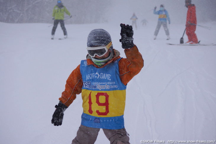 NPO Skiers help foundation Presents 佐々木明さんらトップスキーヤー達と『雪育遠足』in 朝里川温泉スキー場