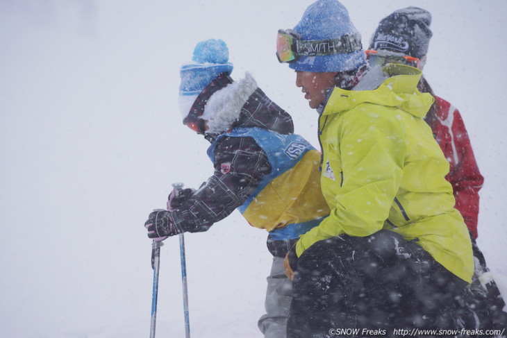 NPO Skiers help foundation Presents 佐々木明さんらトップスキーヤー達と『雪育遠足』in 朝里川温泉スキー場