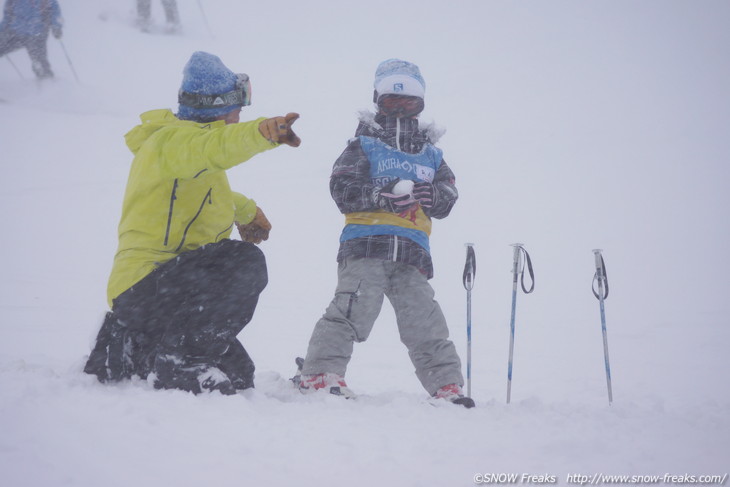 NPO Skiers help foundation Presents 佐々木明さんらトップスキーヤー達と『雪育遠足』in 朝里川温泉スキー場