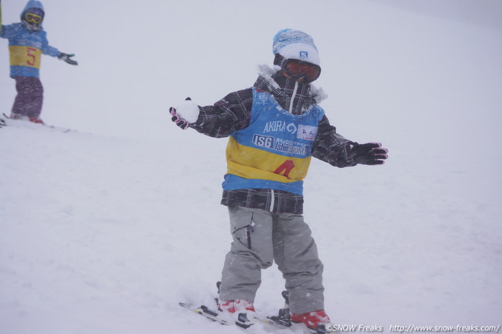 NPO Skiers help foundation Presents 佐々木明さんらトップスキーヤー達と『雪育遠足』in 朝里川温泉スキー場