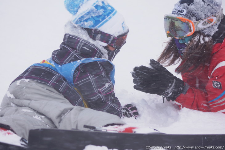 NPO Skiers help foundation Presents 佐々木明さんらトップスキーヤー達と『雪育遠足』in 朝里川温泉スキー場