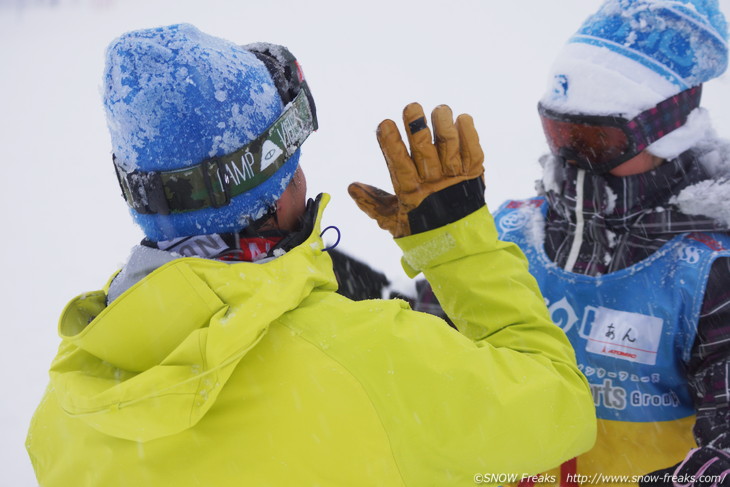 NPO Skiers help foundation Presents 佐々木明さんらトップスキーヤー達と『雪育遠足』in 朝里川温泉スキー場