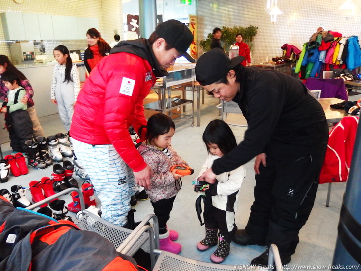 NPO Skiers help foundation Presents 佐々木明さんらトップスキーヤー達と『雪育遠足』in 朝里川温泉スキー場