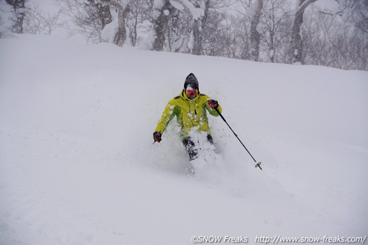 ニセコグラン・ヒラフ　豪雪・深雪・新雪。雪ワヤの1日。