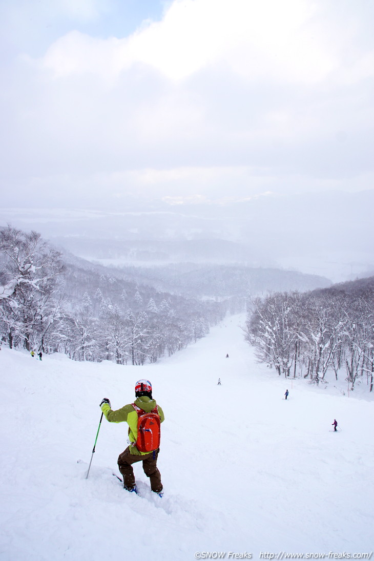 ニセコグラン・ヒラフ　豪雪・深雪・新雪。雪ワヤの1日。