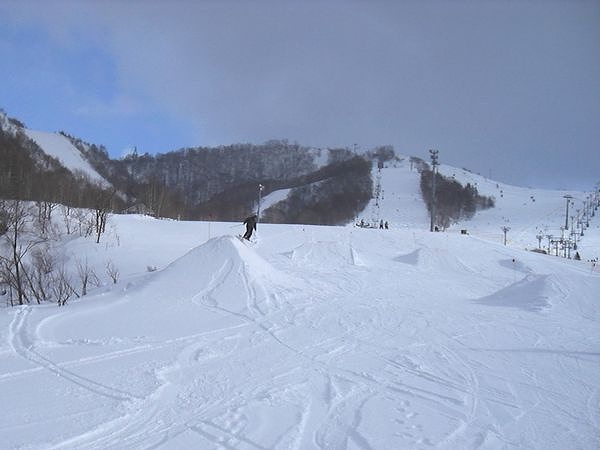 マウントレースイスキー場雪山レポート