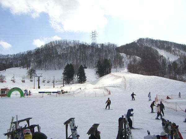 さっぽろばんけいスキー場雪山レポート