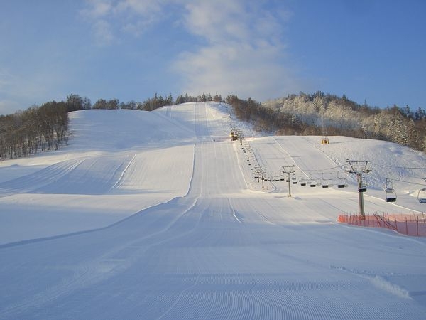 桂沢国設スキー場雪山レポート