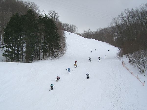 さっぽろばんけいスキー場雪山レポート