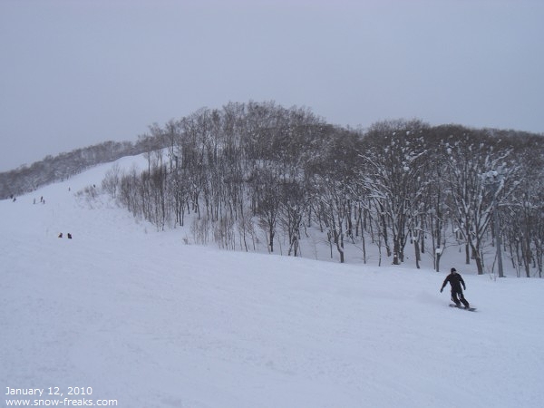 ニセコアンヌプリ国際 雪山レポート