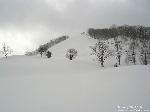 朝里川温泉スキー場 雪山レポート