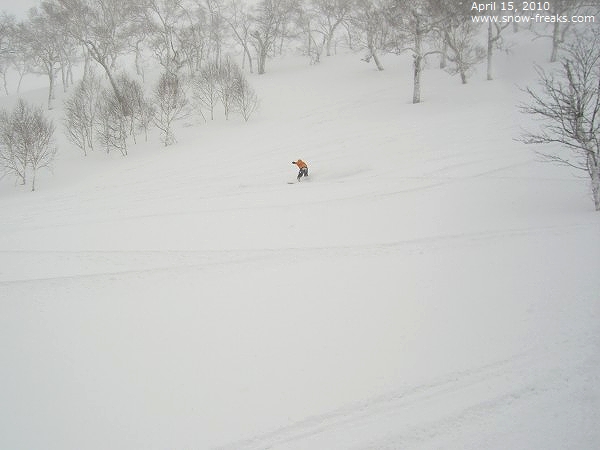 旭岳ロープウェイスキー場 雪山レポート
