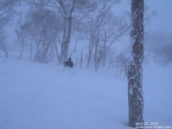 層雲峡黒岳ロープウェイスキー場 雪山レポート